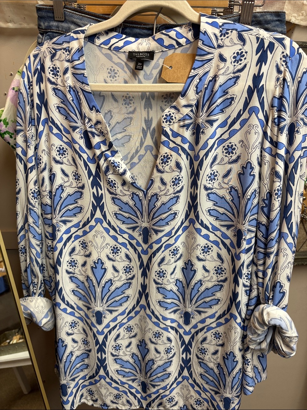 Talbots Blue and White Medallion V-Neck Blouse 2X petite